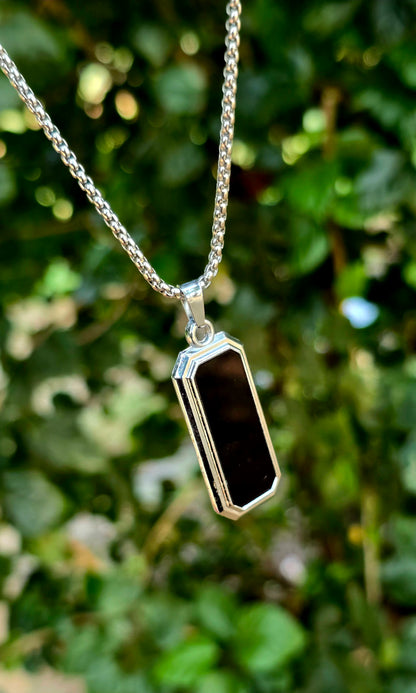 Elegant Black Onyx Rectangular Pendant with Premium Silver Chain